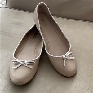Mia Britta Bow Ballet Flats